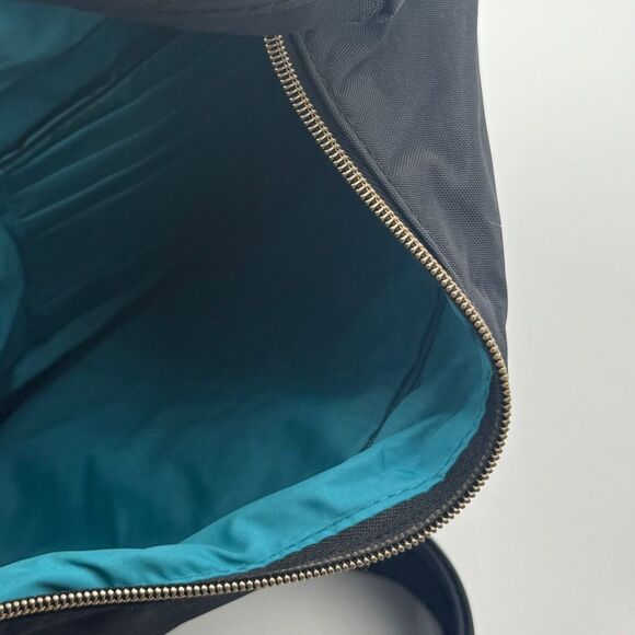 Travelon Anti-Theft Signature 3 Compartment Black Crossbody Bag, travel bag - Picture 11 of 11